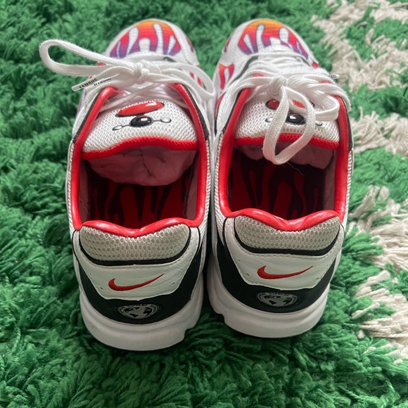 Supreme x Nike - Picture 3 of 5